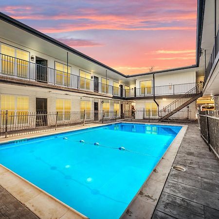 Comfortable 2Br Apt In Vibrant Houston Heights Exterior foto
